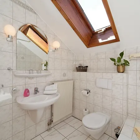 Vogelsang, Self-contained Apartemen Шпигелау