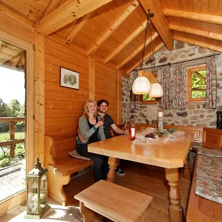 Vogelsang, Self-contained Apartemen Шпигелау